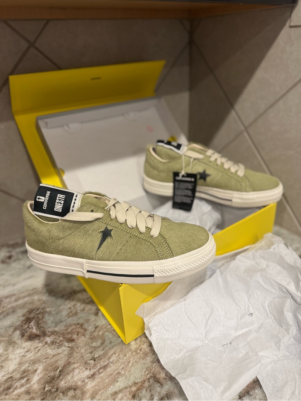 Converse One Star Low Top Sneakers - Olive